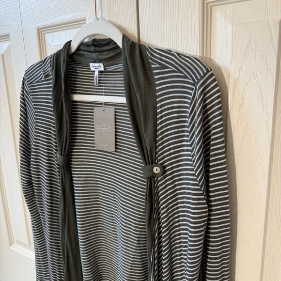 Splendid Olive Green Striped Flyaway Open Shawl Cardigan Women’s Size Medium - Picture 3 of 8